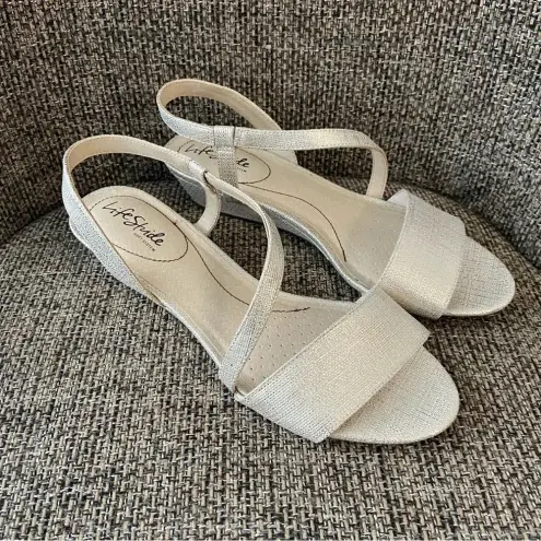 Life Stride Yasmine Wedge Sandal Size 9.5 New!
