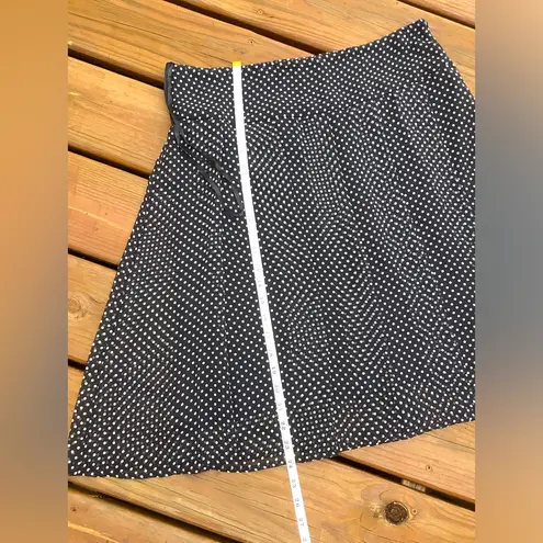 Jonathan Martin Pretty polka dot skirt 🖤🤍🖤🤍🖤