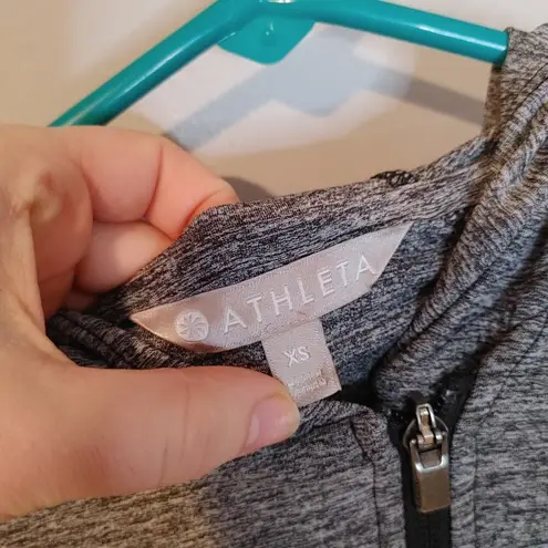 Athleta  Size Extra Small XS Long Sleeve Zipper Jacket Pockets Heathered Grey