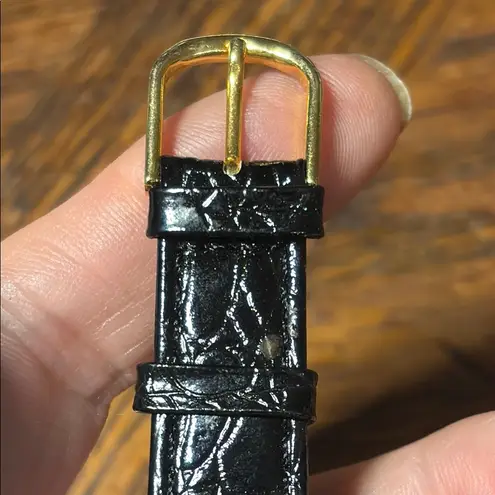 Armitron Bugs Bunny Quartz Watch Gold