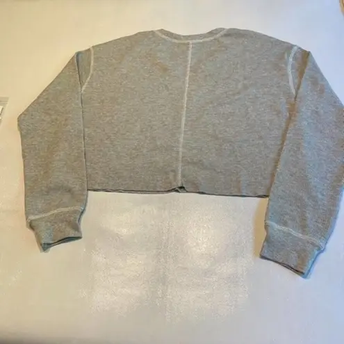 BP . Juniors Thermal Gray Size‎ Small V-Neck Cropped Long Sleeve Shirt