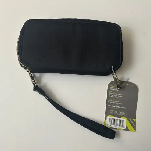 Travelon Black Nylon Zip Around Long Wallet RFID Protected