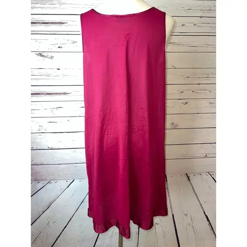 Vanity Fair Nightgown gown Medium Satin 30-107 Nylon Floral Embroidered Vintage