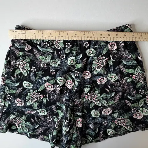 J Jill Wearever Floral Knit Top and Shorts Set Size S/M Lounge Soft Stretch Boho Black Size M