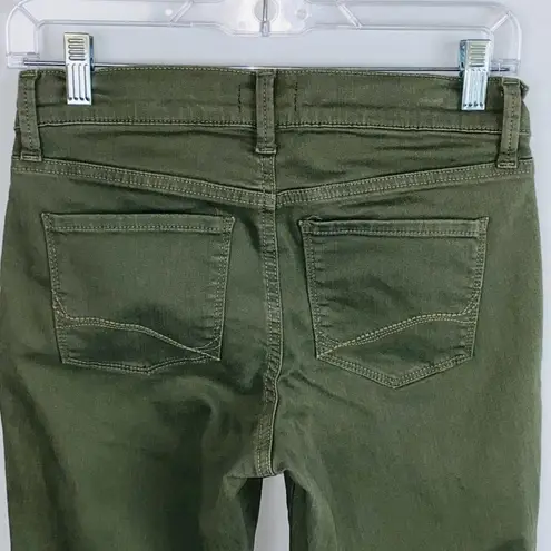 NYDJ  Not Your Daughters Jeans Olive Green Dayla Wide Cuff Capri Jeans 0