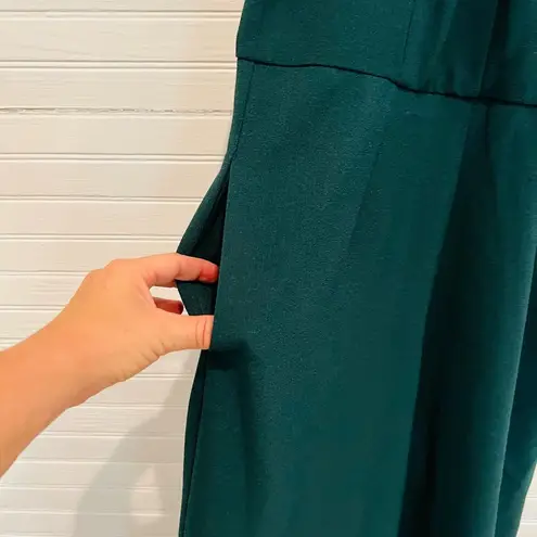 Julia Jordan Women's Green Crossed Neck Keyhole Jumpsuit Size 12 Solid Crepe