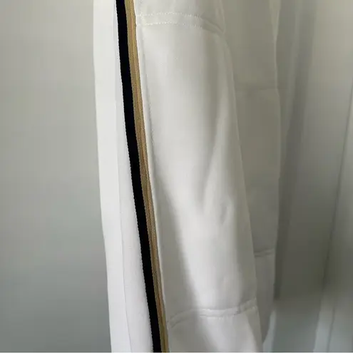 Mizuno NWT Women’s Softball Pants (with Piping)