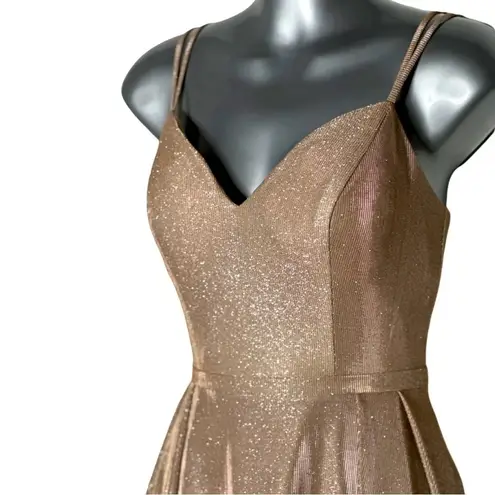 Dancing Queen Rose Gold Sleeveless Sweep Train V-neck Long Gown Size Small