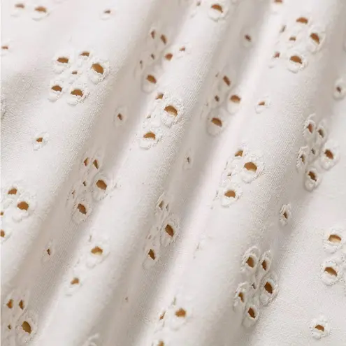 Berlook Floral Cutout One