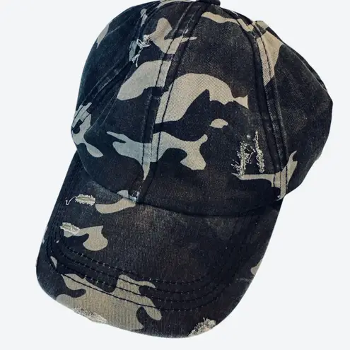 NWOT Camo Hat Criss Cross Back High Ponytail Black Gray