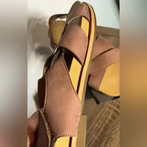 Hush Puppies Leather Suedes Pink Lilly Criss Cross Bounce Slip-on Sandal Sz 9