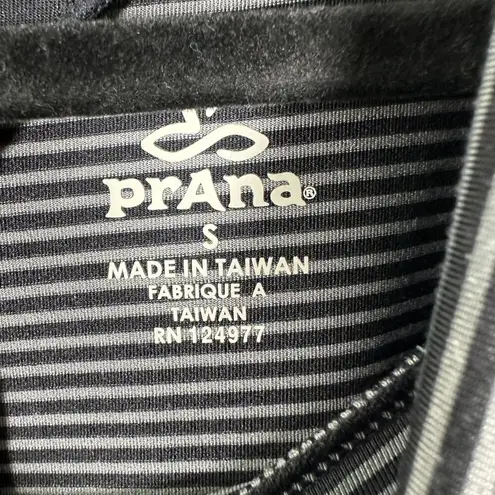 prAna Marin Pullover Mock Neck Long Sleeve Black Grey Stripe Shirt Size Small