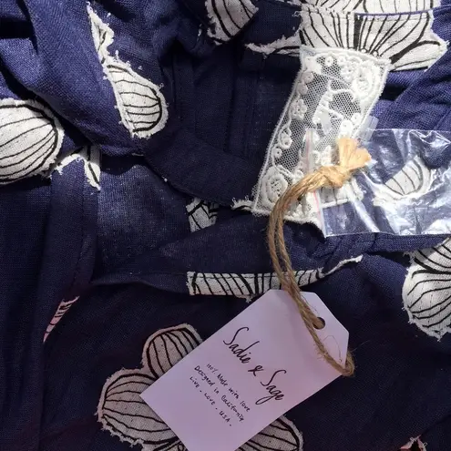 Sadie and Sage Blue White Floral Swing Dress or Top