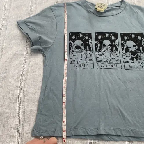 NWT Dirtee Laundry soft blue alien graphic t