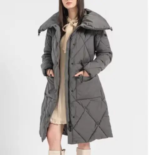 DKNY NWT  Pillow Collar Diamond Quilt Long Puffer jacket with oversized - Image 5
