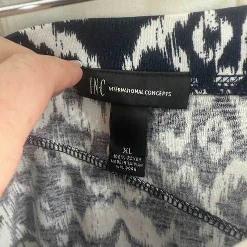 INC International Concepts Women’s XL Navy White Patterned Skirt
