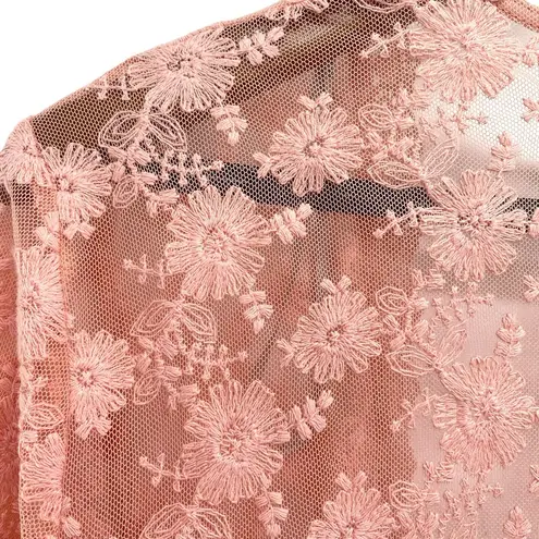 In Loom Pink Floral Embroidered Lace Kimono  Boutique