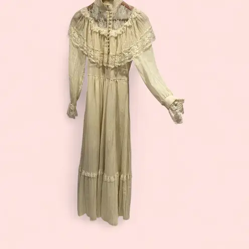 Handmade Stunning vintage 60’s-70’s boho lace prairie maxi ruffle dress delicate buttons