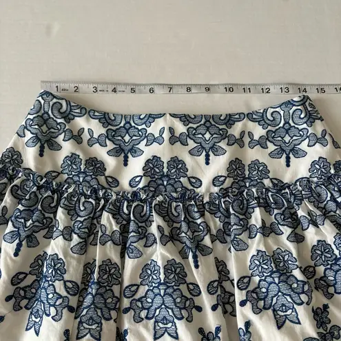 N/Nicholas Nicholas Ruffle mini skirt embroidered floral white and blue size 6