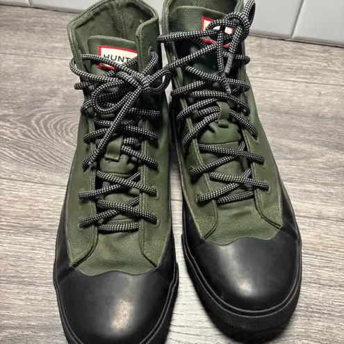 Hunter X Target High Top Green and Black Rain Boots Unisex Men's 7.5 Womens 9.5