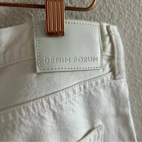 Aritzia  Denim Forum The Joni High Rise Loose White Denim Jean Button Fly 30W 29L