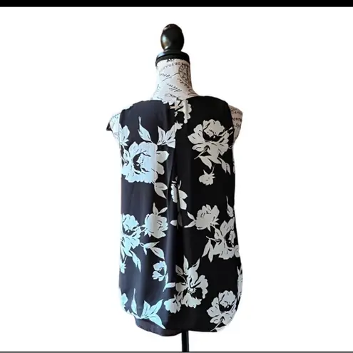 T Tahari  black white floral sleeveless pullover blouse flowy relaxed fit XS