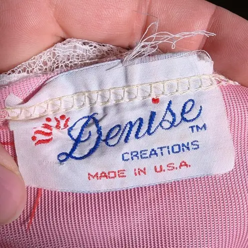 Vtg 1980s Denise Bubblegum Pink Satin Dot Textured Short Sleeve Lace Trim Robe M Size M