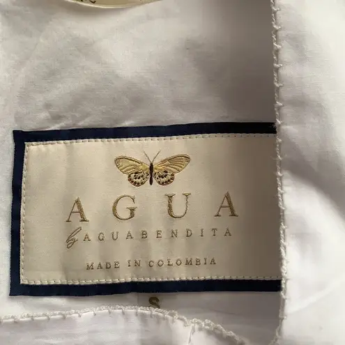 Agua Bendita violeta cropped white blouse