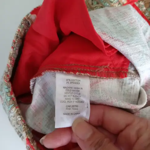 Willi Smith Women Paisley Print Short Size 4