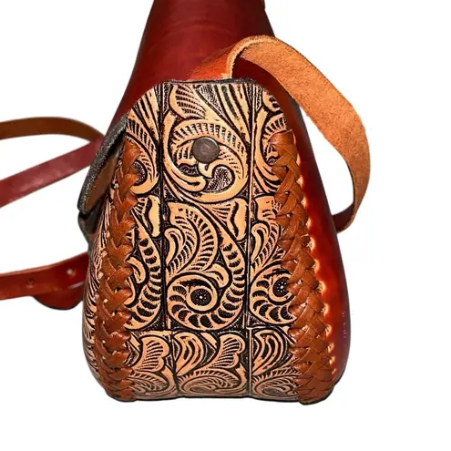 Hand Tooled Brown Leather Saddlebag Crossbody Purse