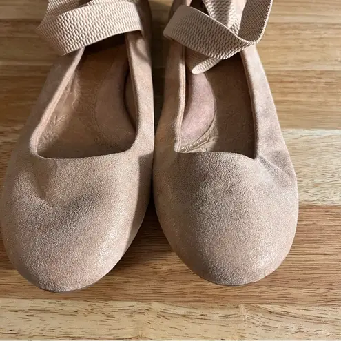 Boc Tan/Pink Shimmer Flats Size 9 Pink