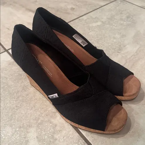 Toms  Women's Classic Espadrille Wedge Sandal 9