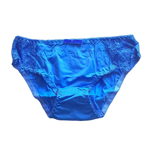 Blue Lace Bra & Panty Lingerie Set – 32A Bra / Small Panty – NWOT Size undefined