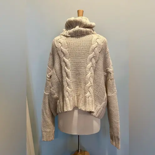 Love Stitch chunky Cable Knit Wool Blend Cowl Neck Cropped oversized sweater M Size M