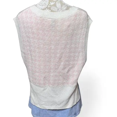 H&M  Pink Houndstooth Sweater Vest Basic Staple Preppy Layering V Neck Size M