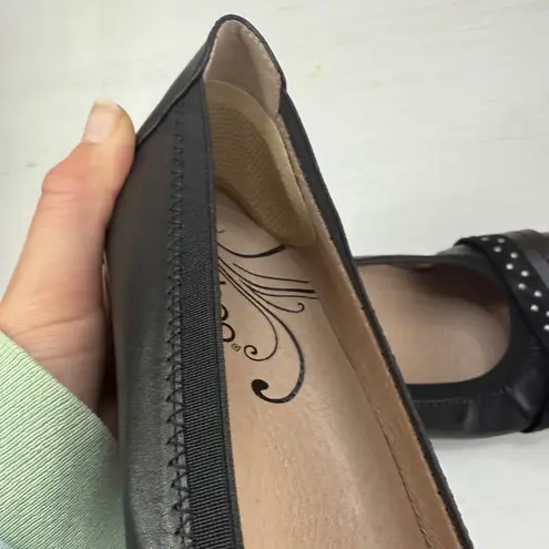 Abeo Nellie Pumps Sz 9.5N Slip On Leather Career Wear Academic Professional Black