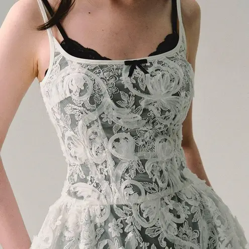 Japanese Kawaii White Lace Black Ruffle Flower Floral Two