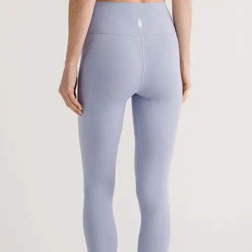 NWT FP Movement by Free People Never Better 7/8 Leggings, Platinum, Large