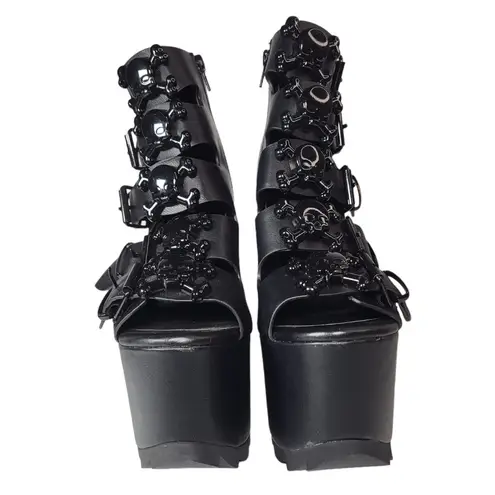 Y.R.U. Dreamscape Skull Buckles Platform Heels in Black Size 6