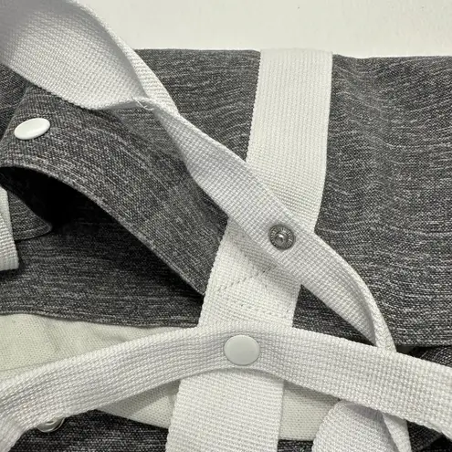 PINK - Victoria's Secret NWOT PINK Victoria’s Secret Grey & White Canvas Tote Bag - Snap Closure Travel