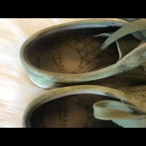 Dansko Women’s Ventilated "Charlie" Suede Sneakers 8 39