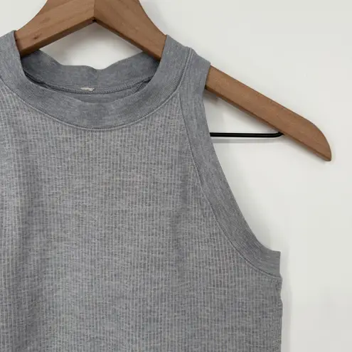 Lululemon Grey Ribbed Racerback Tank Top Sleeveless Mock Neck Athleisure Size 4 Gray