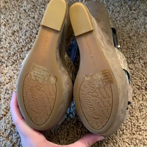 Gianni Bini Never been worn  shoes