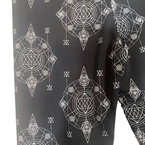 Foster Grant Folter Black & White Geo Goth Alternative Leggings Women Sz M