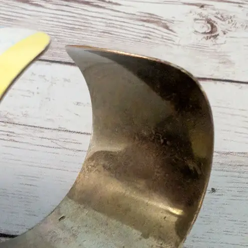 Vintage Two's Company Cuff Bracelet Sand Dollar Blue Yellow