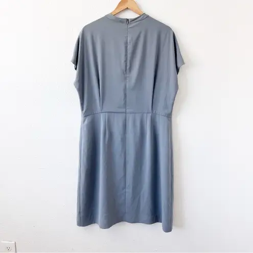 MM.LaFleur M.M. LaFleur The Adelaide Dress in Crepe In Surf