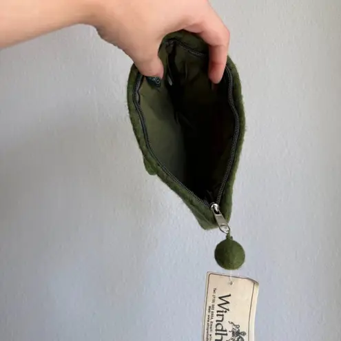 Vintage Nepal Handmade Felt flower & bauble zip Pouch in green lime & yellow nwt