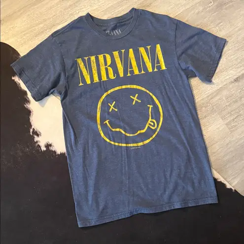 Nirvana 💙 Woman’s Blue & Yellow Tee-Shirt•Size:M💙