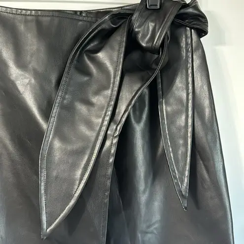 143 Story Faux Leather Tie Skirt Black Size L NWT