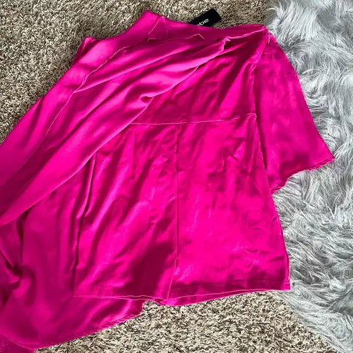 Bebe  Asymmetrical Hot Pink Skirt With Shirts Women’s Size Large New With Tag